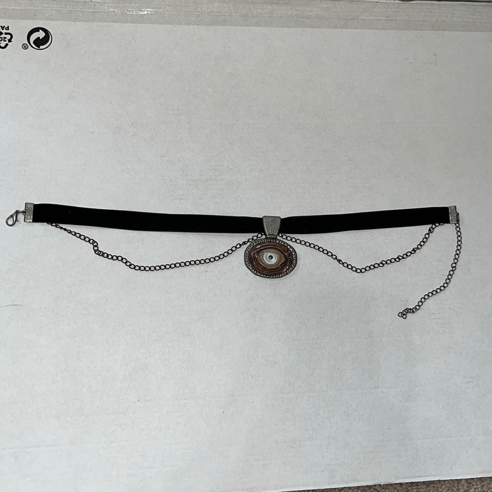 Hocus Pocus costume choker